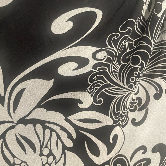 bebe Black and White in Floral Blouse with Polka Dot Trim - Picture 7 of 7